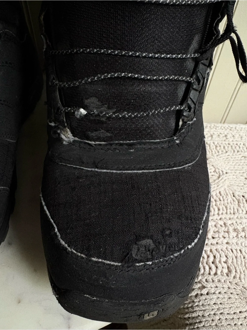 Burton Mint Snowboard Boots Women’s 10 Black Imprint 1 Snow Outdoors Winter Good